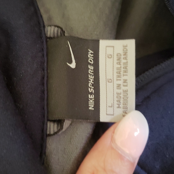 Nike pullover - Picture 3 of 3